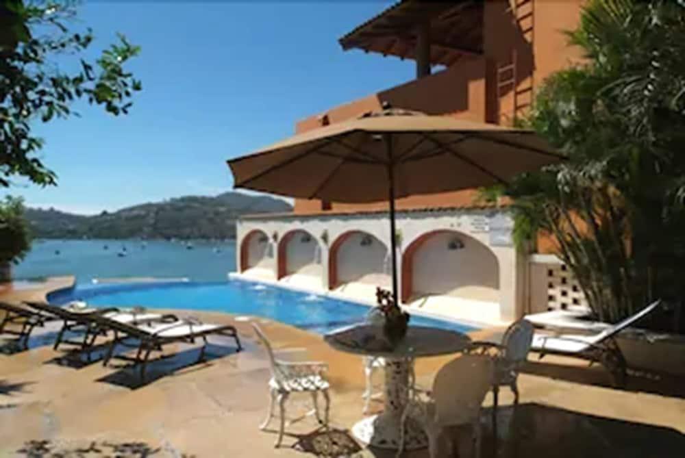 Hotel Casa Sun And Moon Zihuatanejo Exterior photo